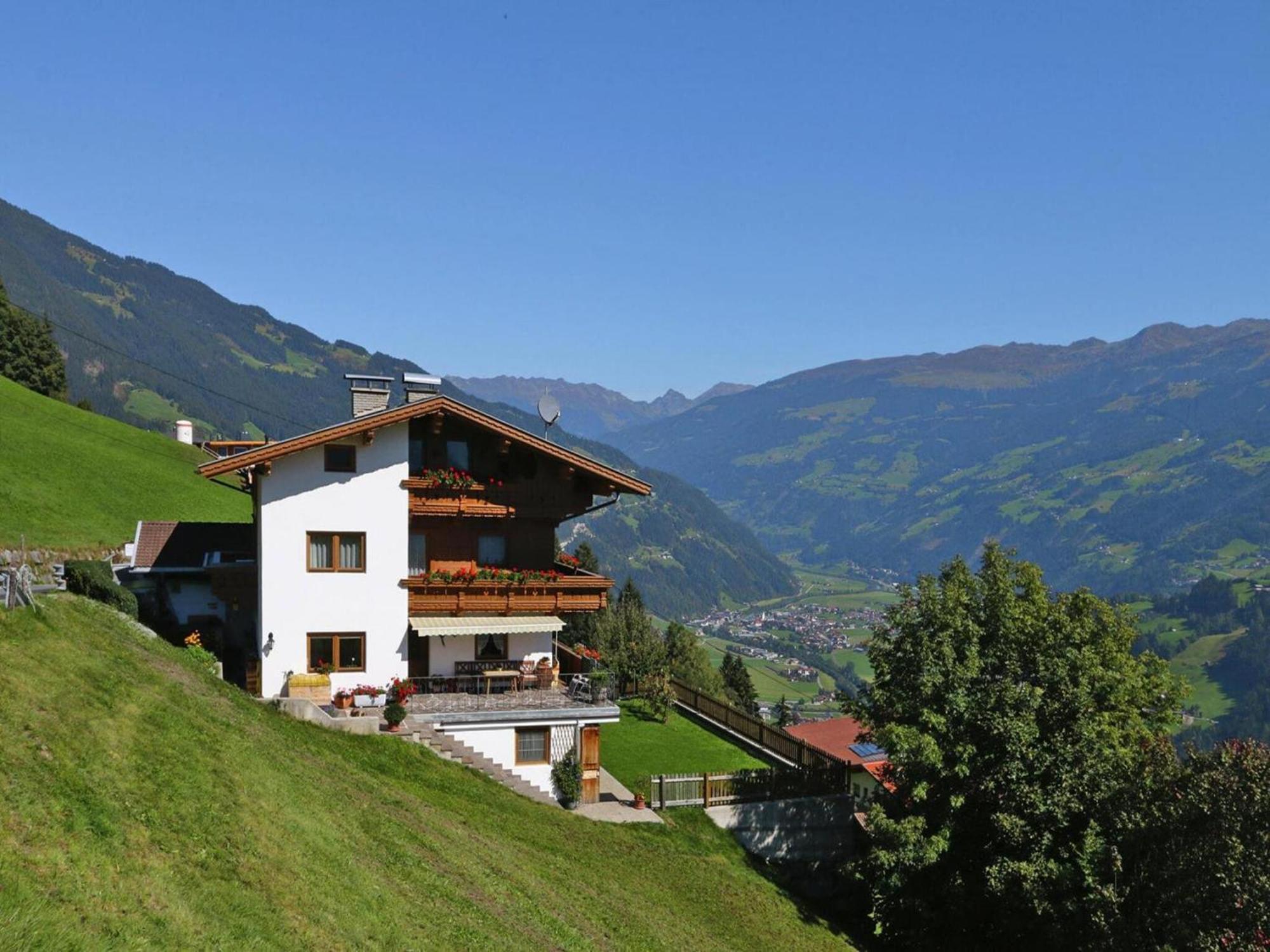 Apartment In Hippach Im Zillertal In The Mountains Muhlen  Luaran gambar