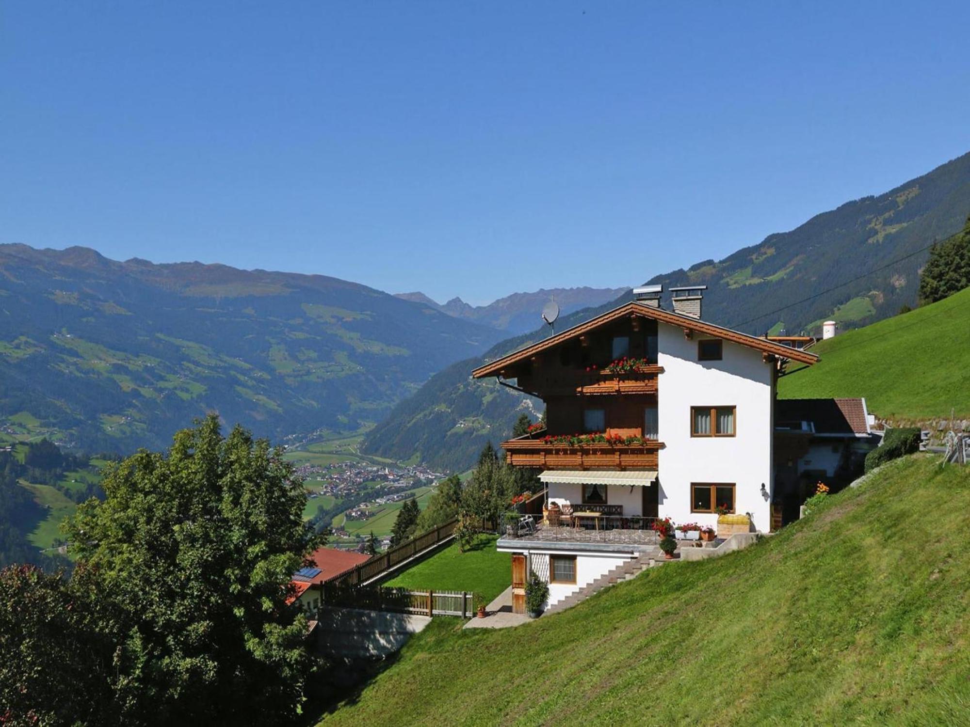 Apartment In Hippach Im Zillertal In The Mountains Muhlen  Luaran gambar