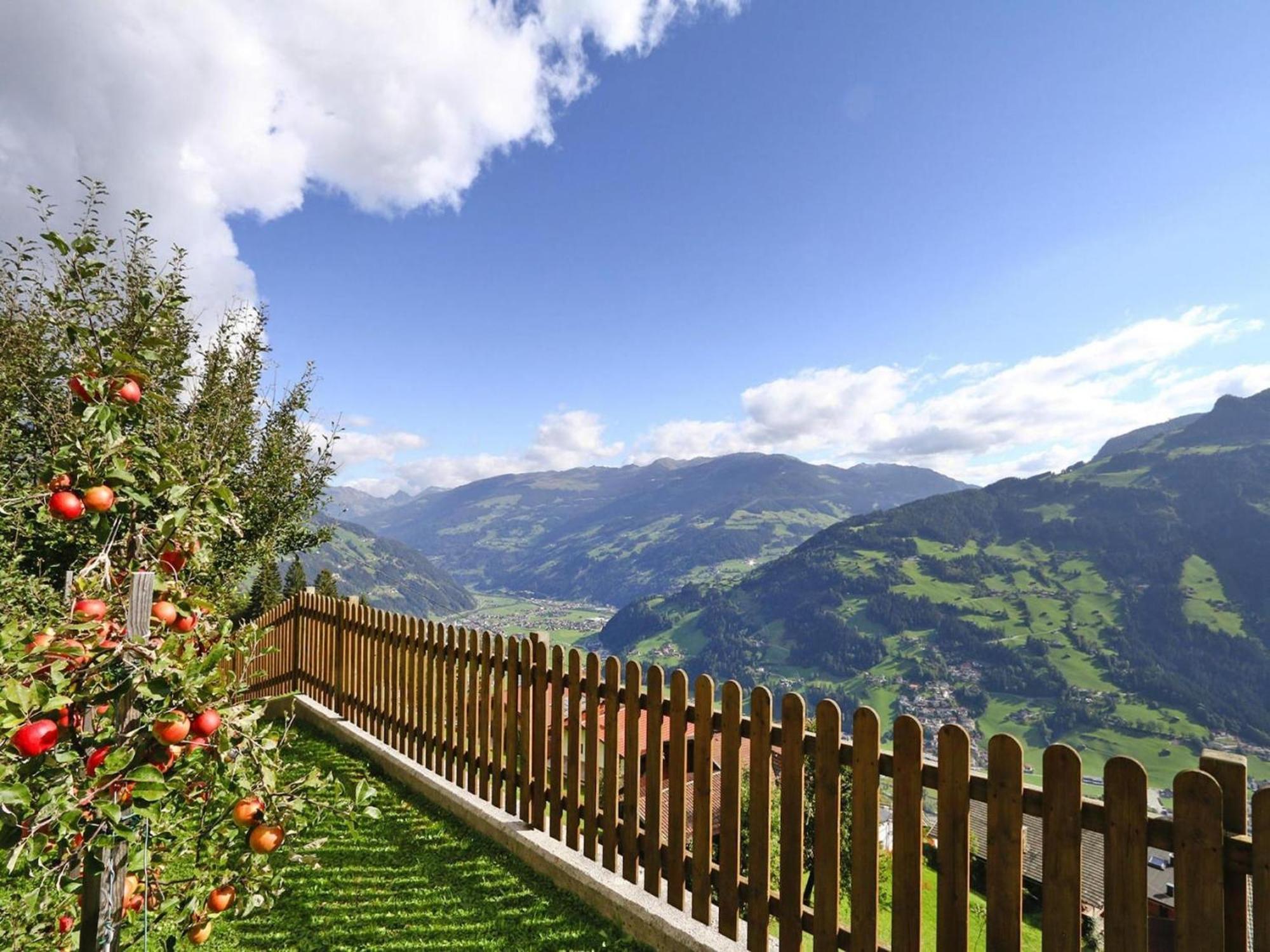 Apartment In Hippach Im Zillertal In The Mountains Muhlen  Luaran gambar