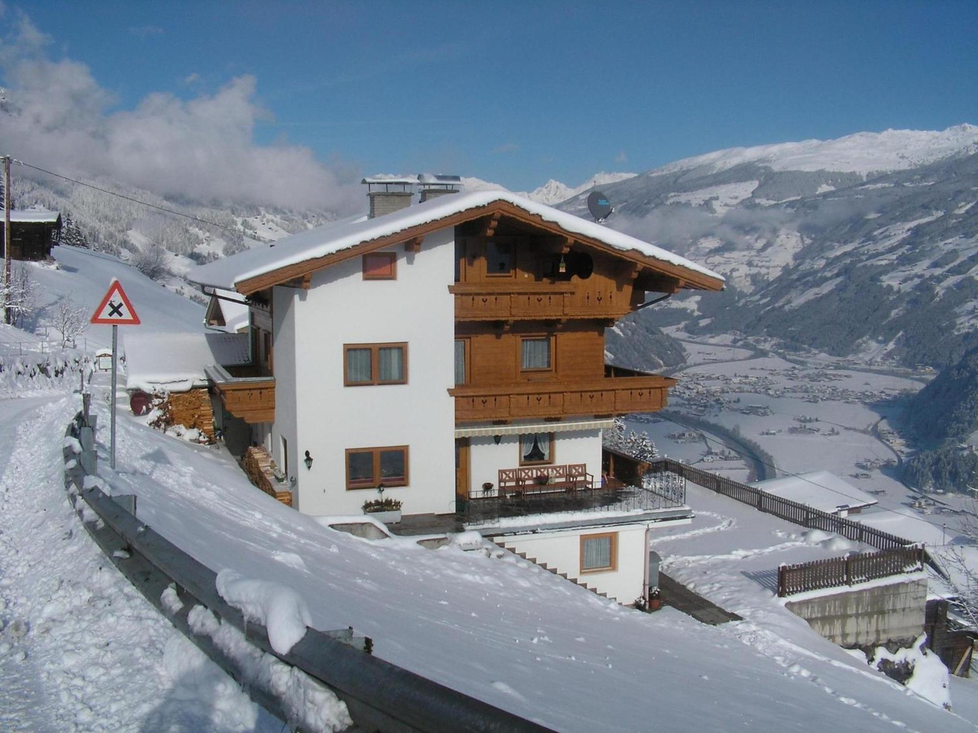Apartment In Hippach Im Zillertal In The Mountains Muhlen  Luaran gambar